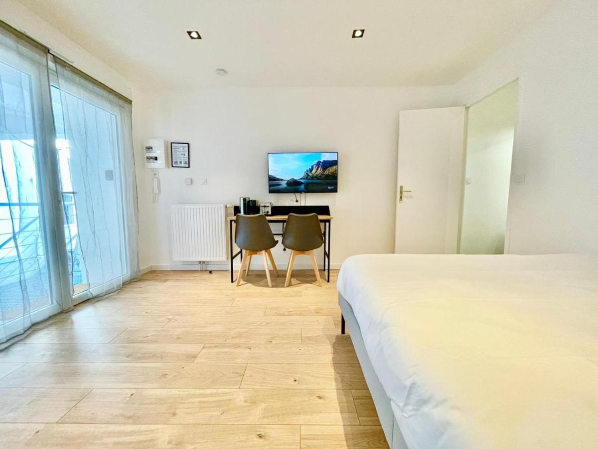 Residence Duguay - Centre Ville - Porte B - Appartements Tout Confort - Neuf - Nouveau Lorient Exterior foto