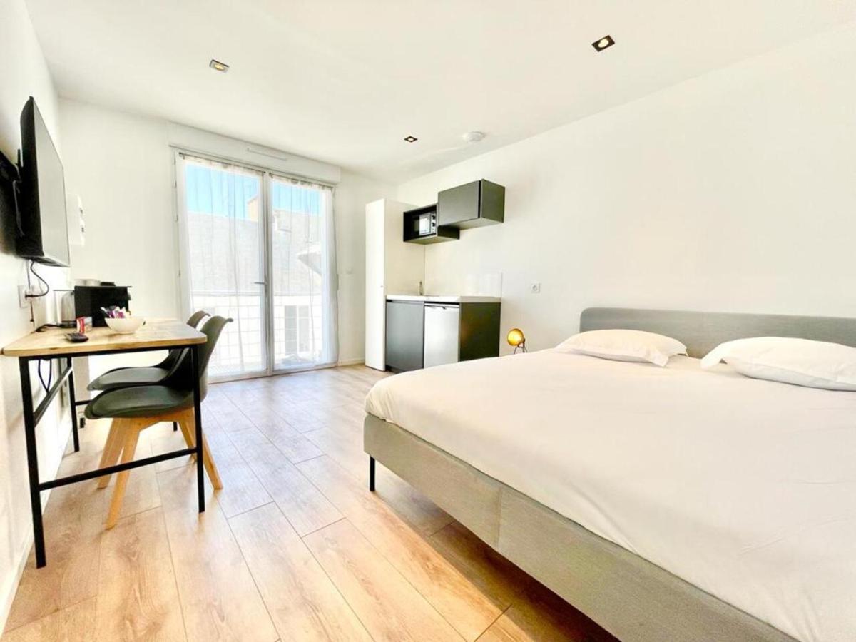 Residence Duguay - Centre Ville - Porte B - Appartements Tout Confort - Neuf - Nouveau Lorient Exterior foto