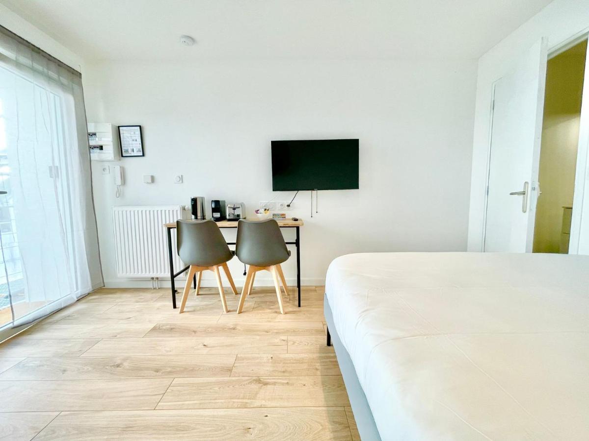 Residence Duguay - Centre Ville - Porte B - Appartements Tout Confort - Neuf - Nouveau Lorient Exterior foto
