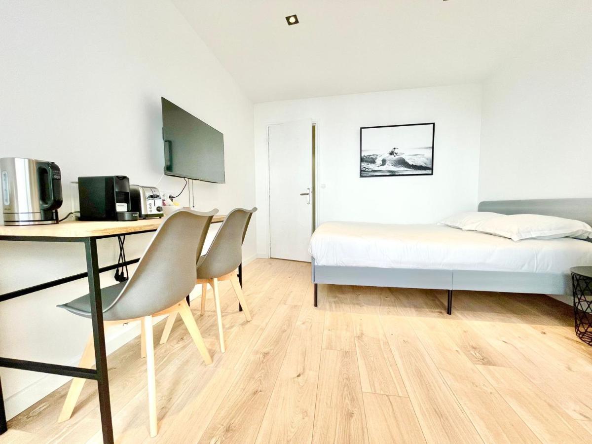 Residence Duguay - Centre Ville - Porte B - Appartements Tout Confort - Neuf - Nouveau Lorient Exterior foto